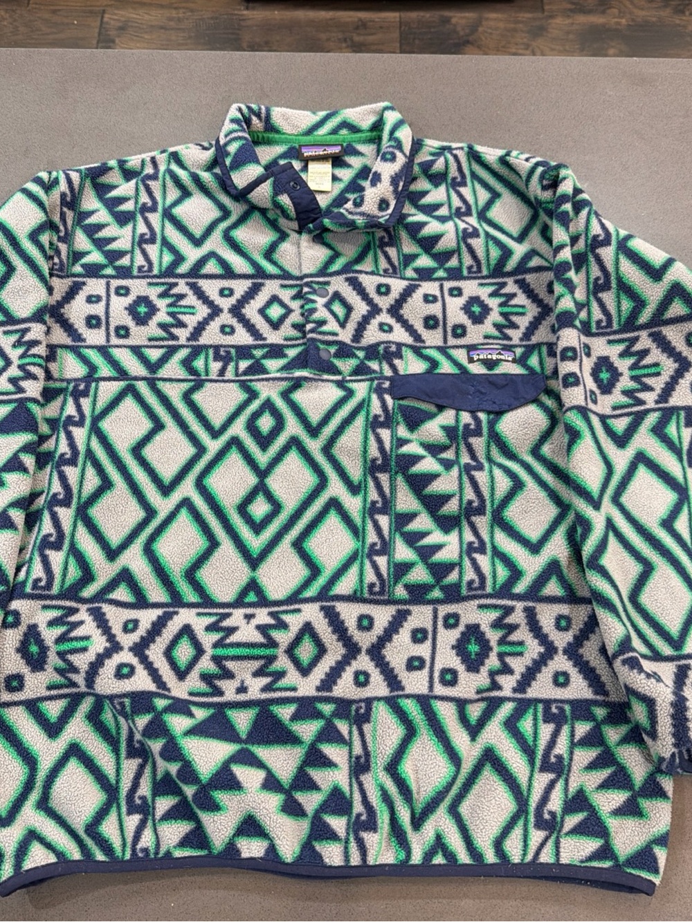 Patagonia Men’s Aztec Green Navy Tribal Synchilla Snap-T Fleece Pullover Size L